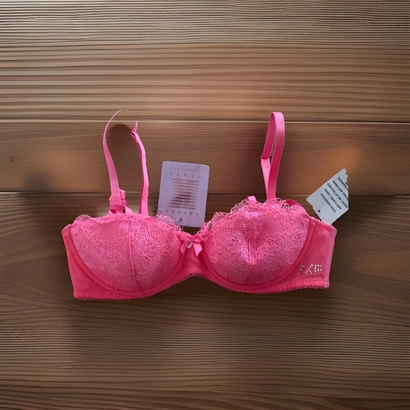 Savage Other - NWT Savage X Fenty Rihanna Hot Pink Lace Lingerie Bra 32C